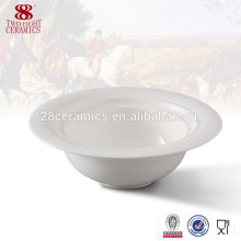 Tazones de fuente grandes blancos llanos de cerámica occidentales de la vajilla, tallarines del tazón de fuente